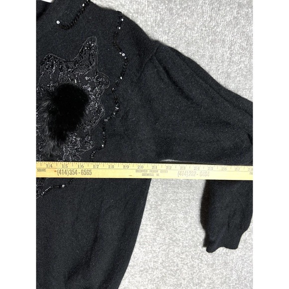 Vintage D.G. Wool Knit Sweater Top Womens Sz M/L Black Sequin Beaded Embroidery - Picture 11 of 12